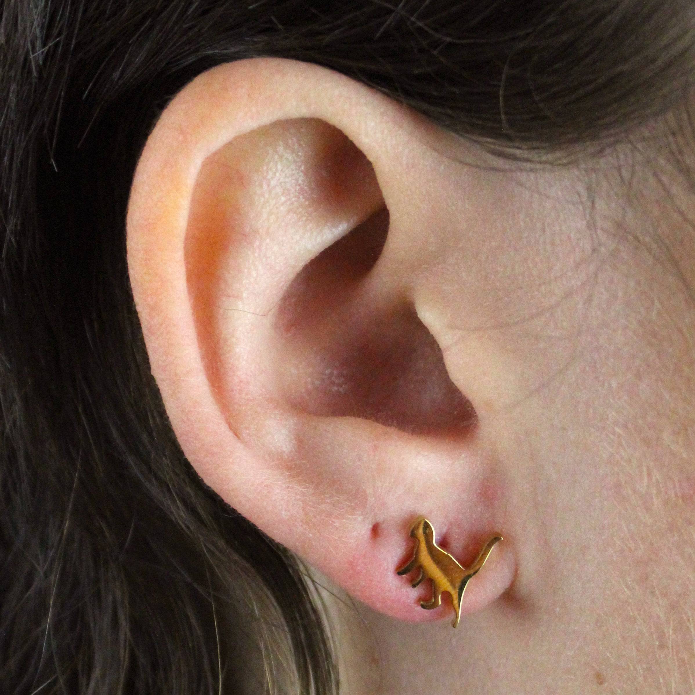 Big Stretch Cat Stud Earrings (Gold Plated)