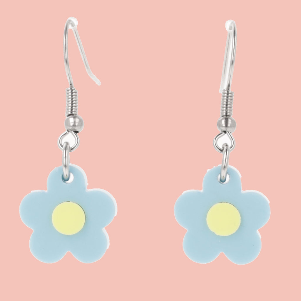 Blooming Botanicals Flower Earrings (Blue)